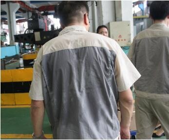 高温下，，，，，你们是最可爱的人